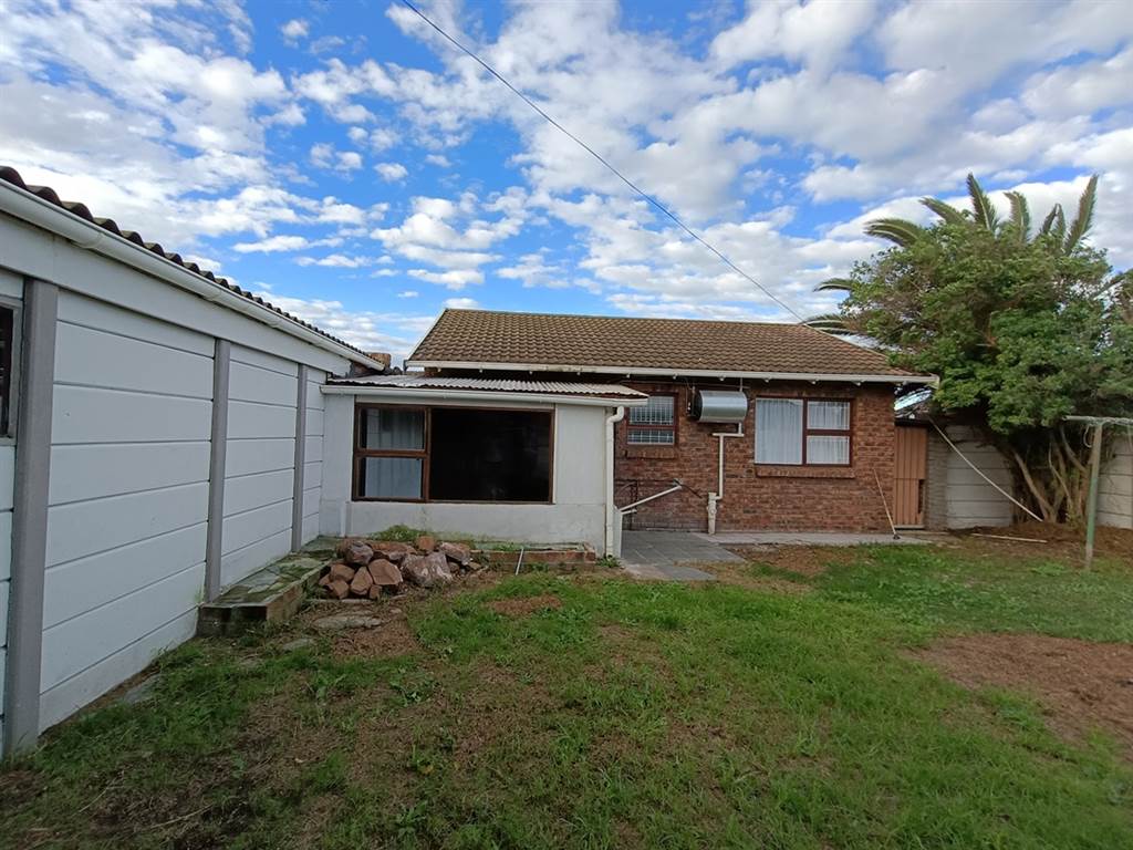 2 Bed House for sale in Algoa Park T4667222 Private Property