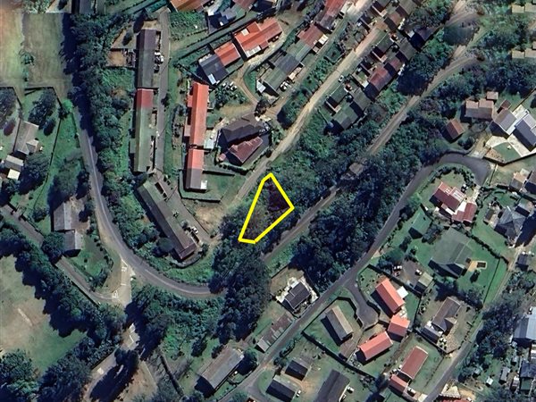 678 m² Land