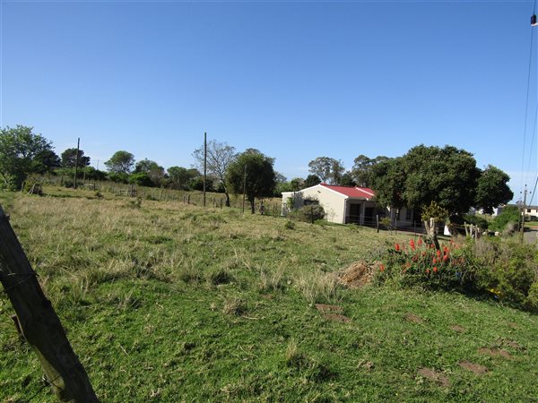 4300 m² Land available in Kruisfontein