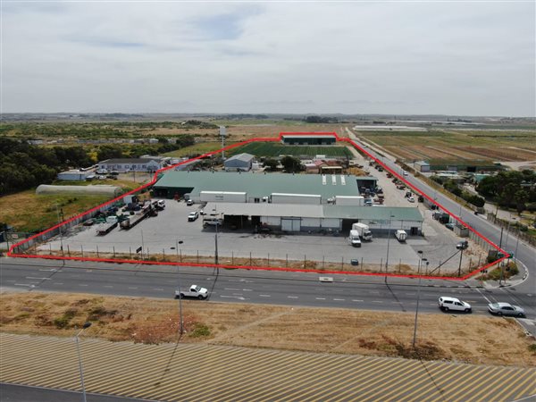 Commercial space in Philippi