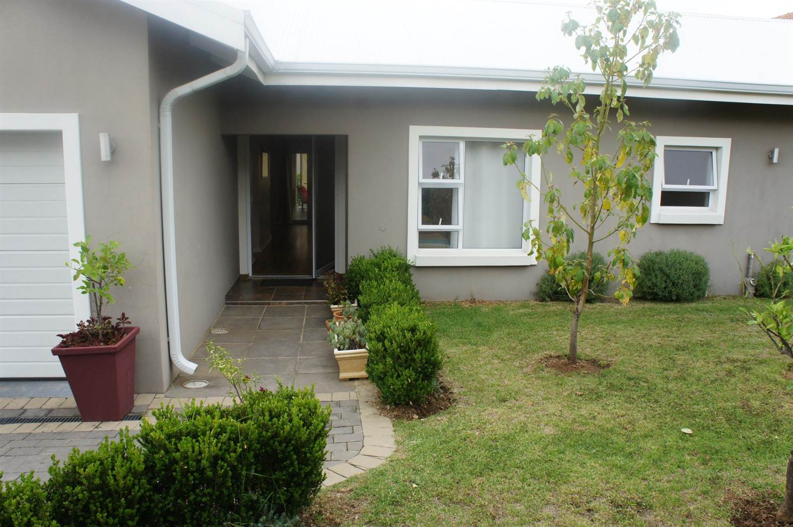 4 Bed House in Fourways photo number 30