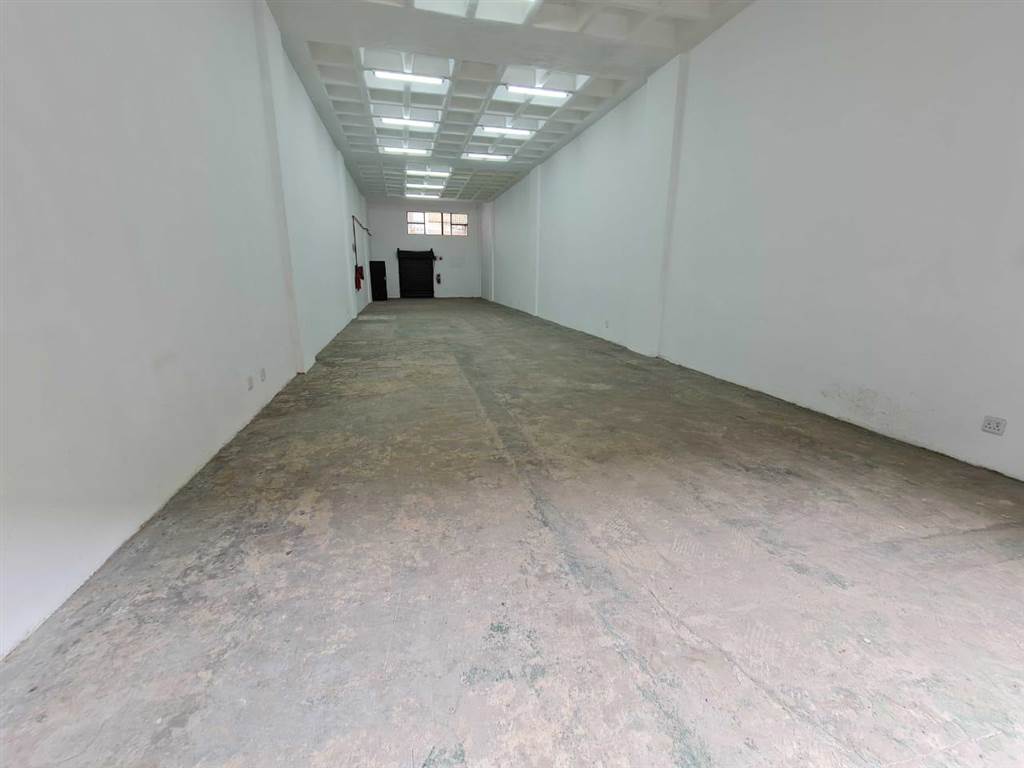 2260  m² Industrial space in Pretoria Central photo number 9