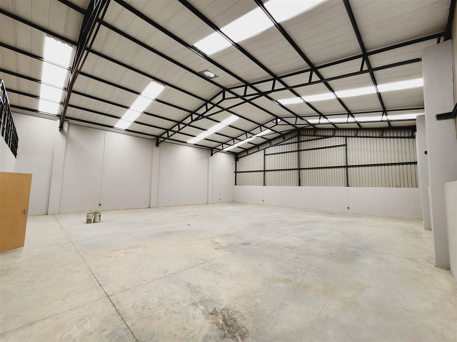 429  m² Industrial space in Roodepoort Central photo number 2