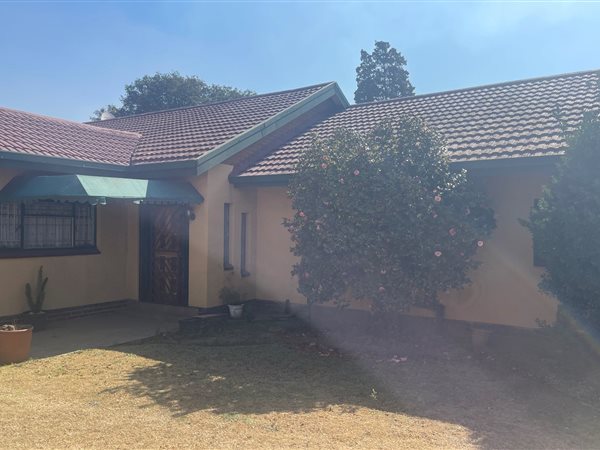 3 Bedroom House 3 Bedroom House
