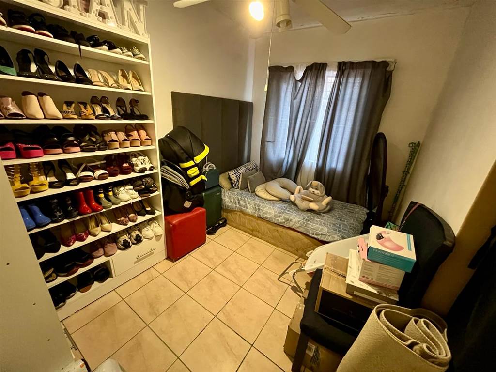 3 Bed Townhouse in Centurion CBD photo number 17