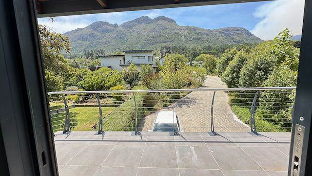 4 Bed House in Hout Bay and surrounds photo number 21