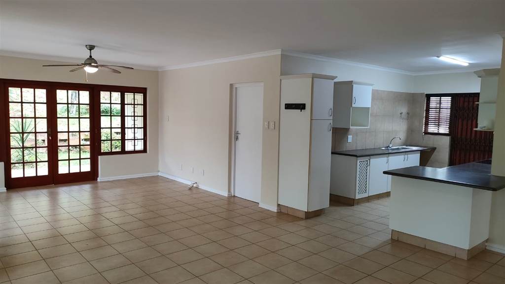 4 Bed House in Ballito photo number 12