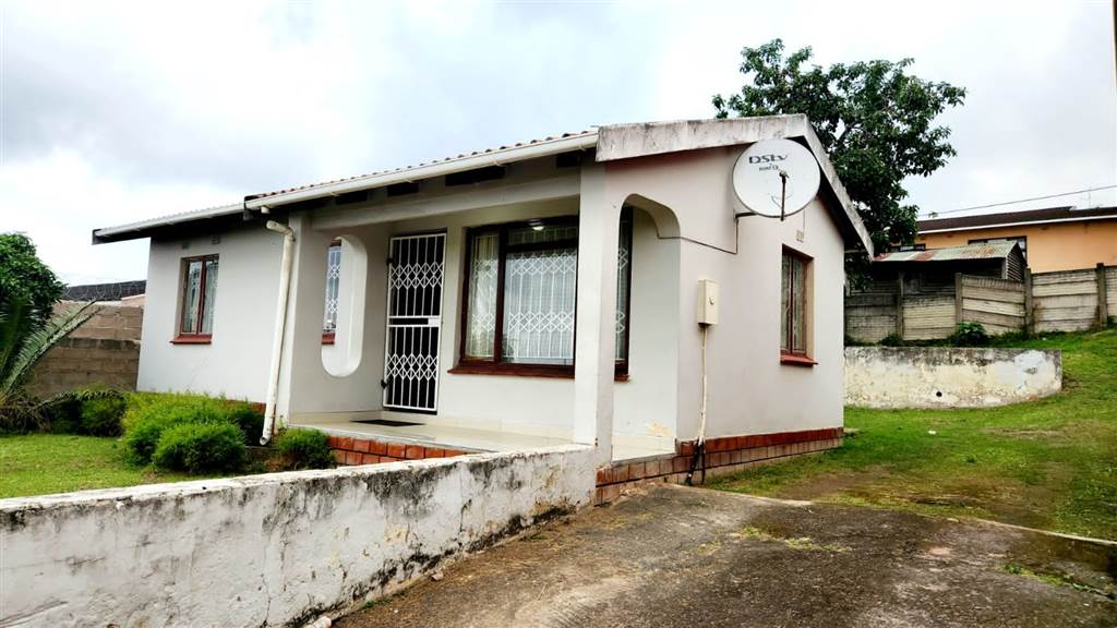 3 Bed House in Kwandengezi photo number 20