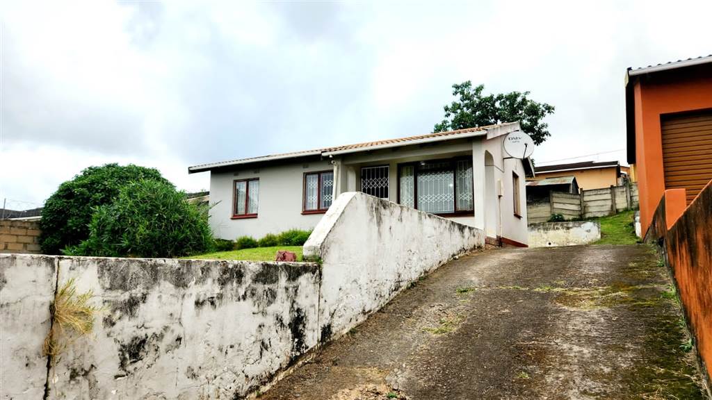 3 Bed House in Kwandengezi photo number 19