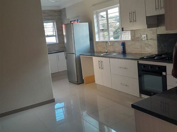 3 Bedroom Apartment 3 Bedroom Apartment