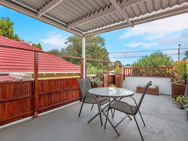 2 Bedroom House 2 Bedroom House