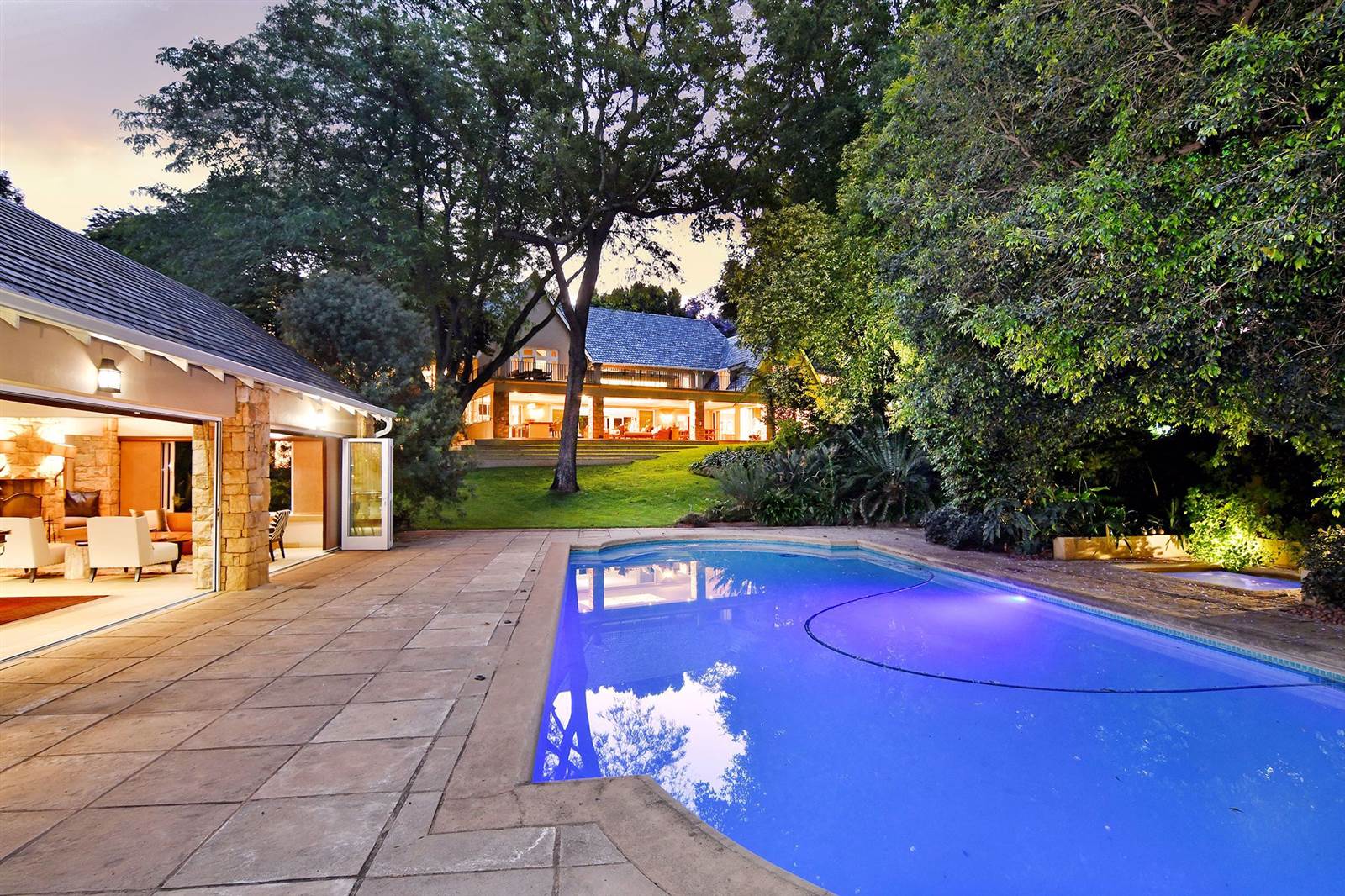 7 Bed House in Bryanston photo number 27
