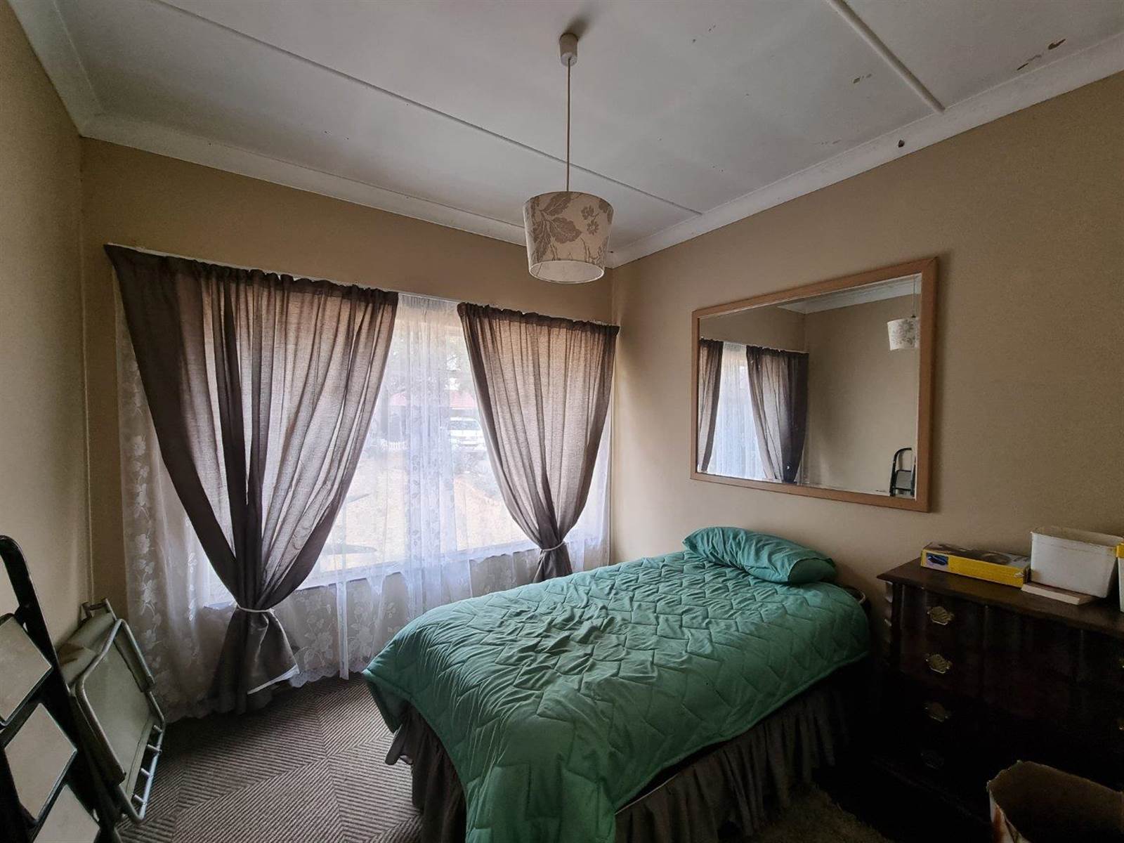 5 Bed House in Stilfontein photo number 11