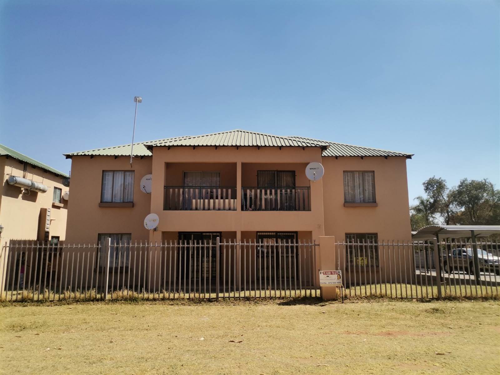 2 Bed Apartment in Modimolle photo number 1