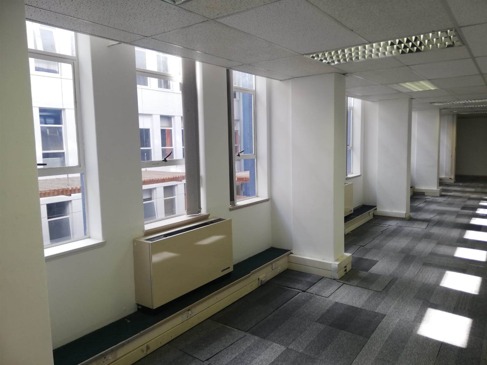 120  m² Office Space in Cape Town City Centre photo number 10
