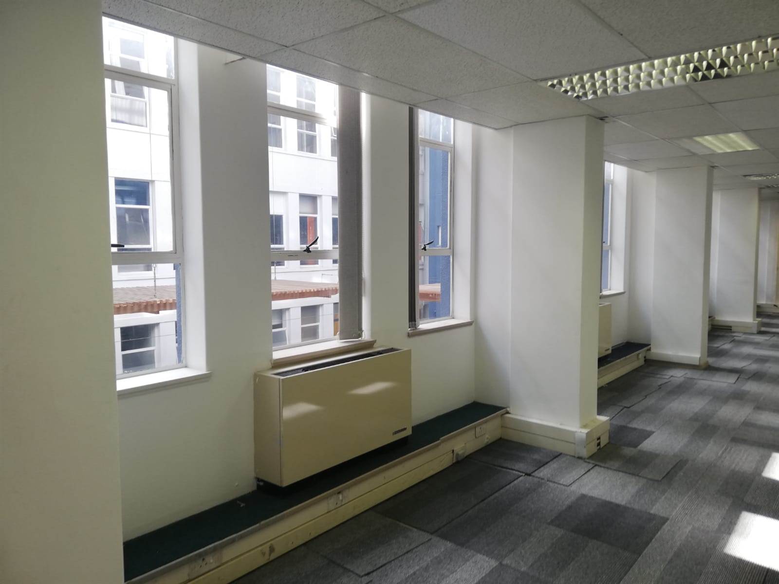 120  m² Office Space in Cape Town City Centre photo number 13