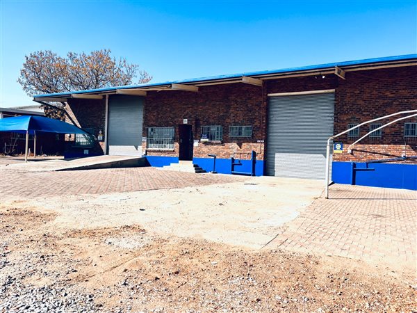1 398 m² Commercial space 1 398 m² Commercial space