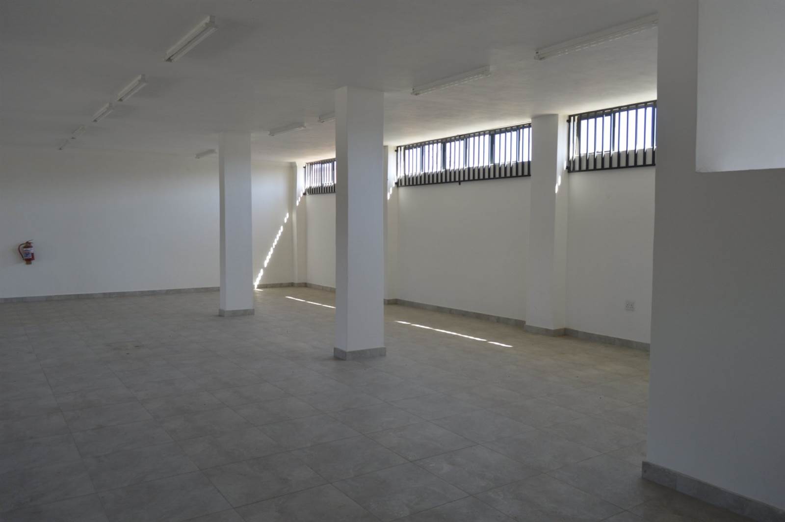 390  m² Commercial space in Pretoria Central photo number 6