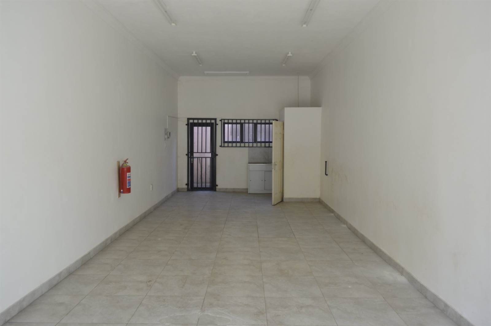 390  m² Commercial space in Pretoria Central photo number 13