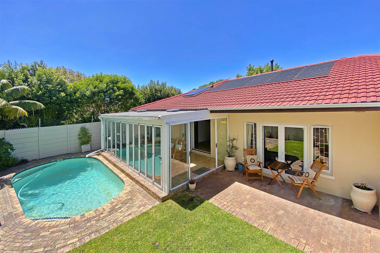 4 Bed House in Constantia photo number 22