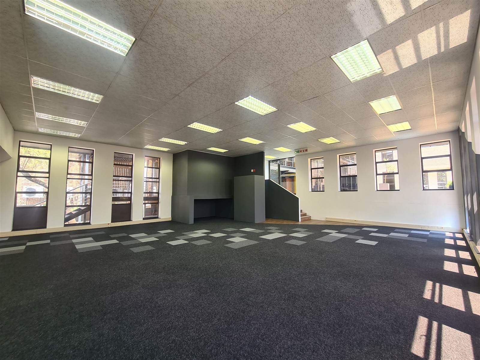 363  m² Commercial space in Hurlingham photo number 6