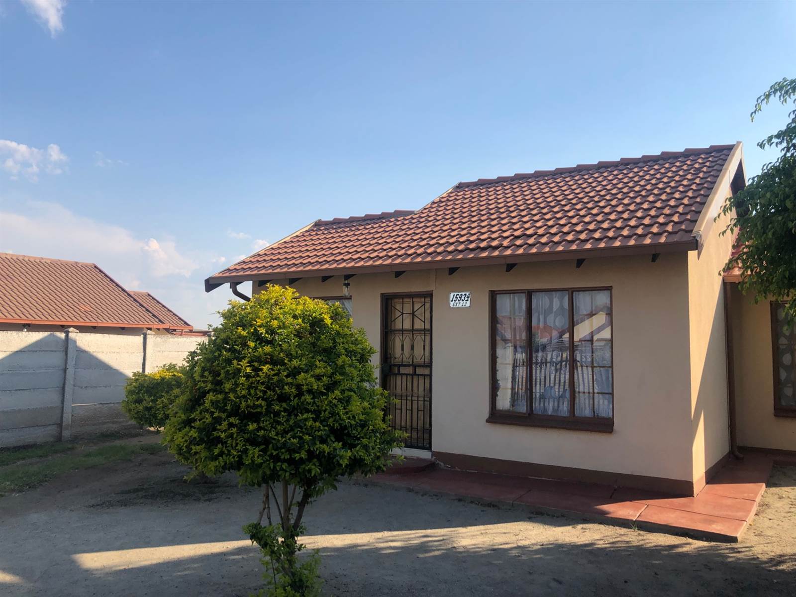 2 Bed House in Rustenburg Rural photo number 1