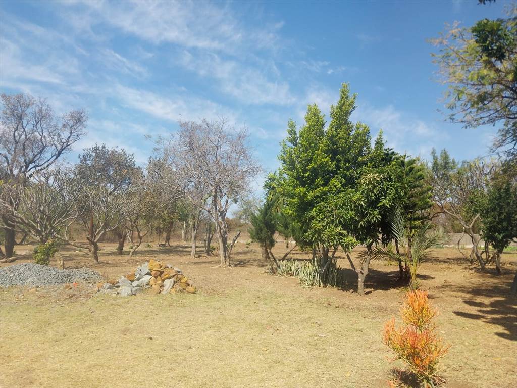 8.5 ha Farm in Bultfontein AH photo number 3