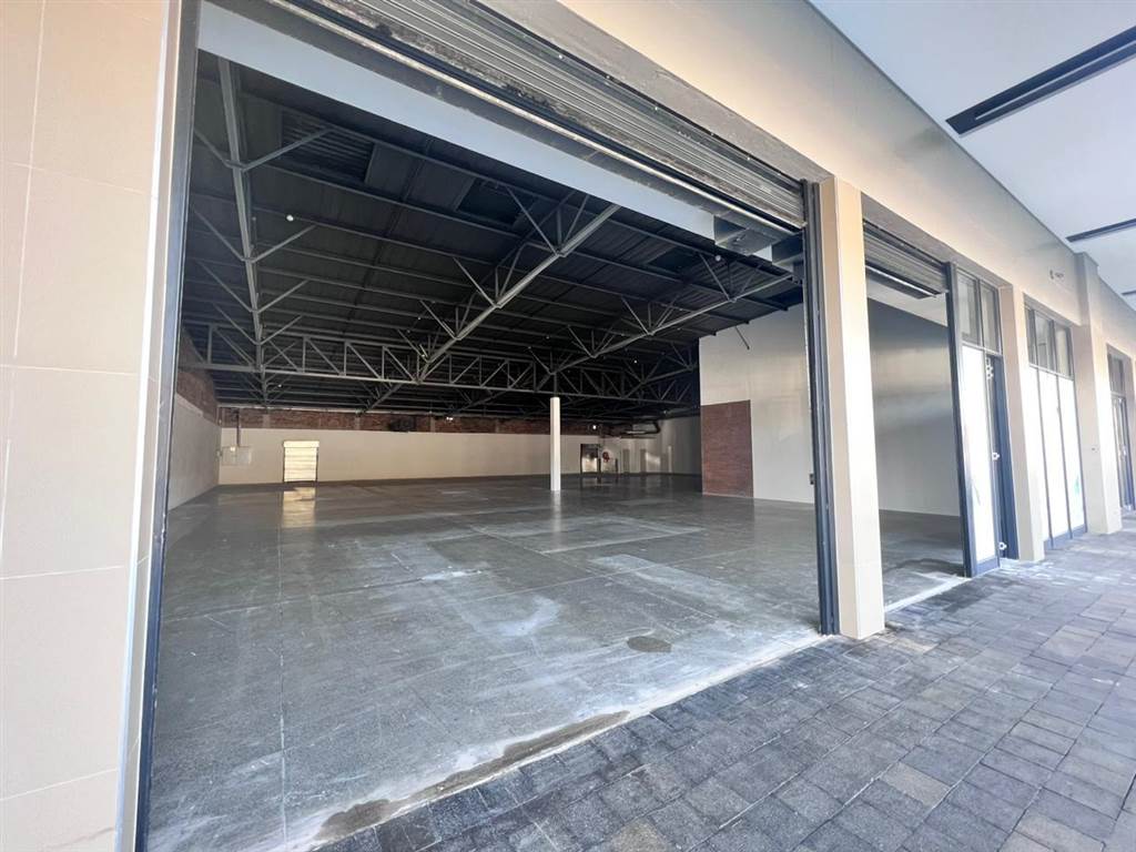 800  m² Commercial space in Little Falls photo number 10