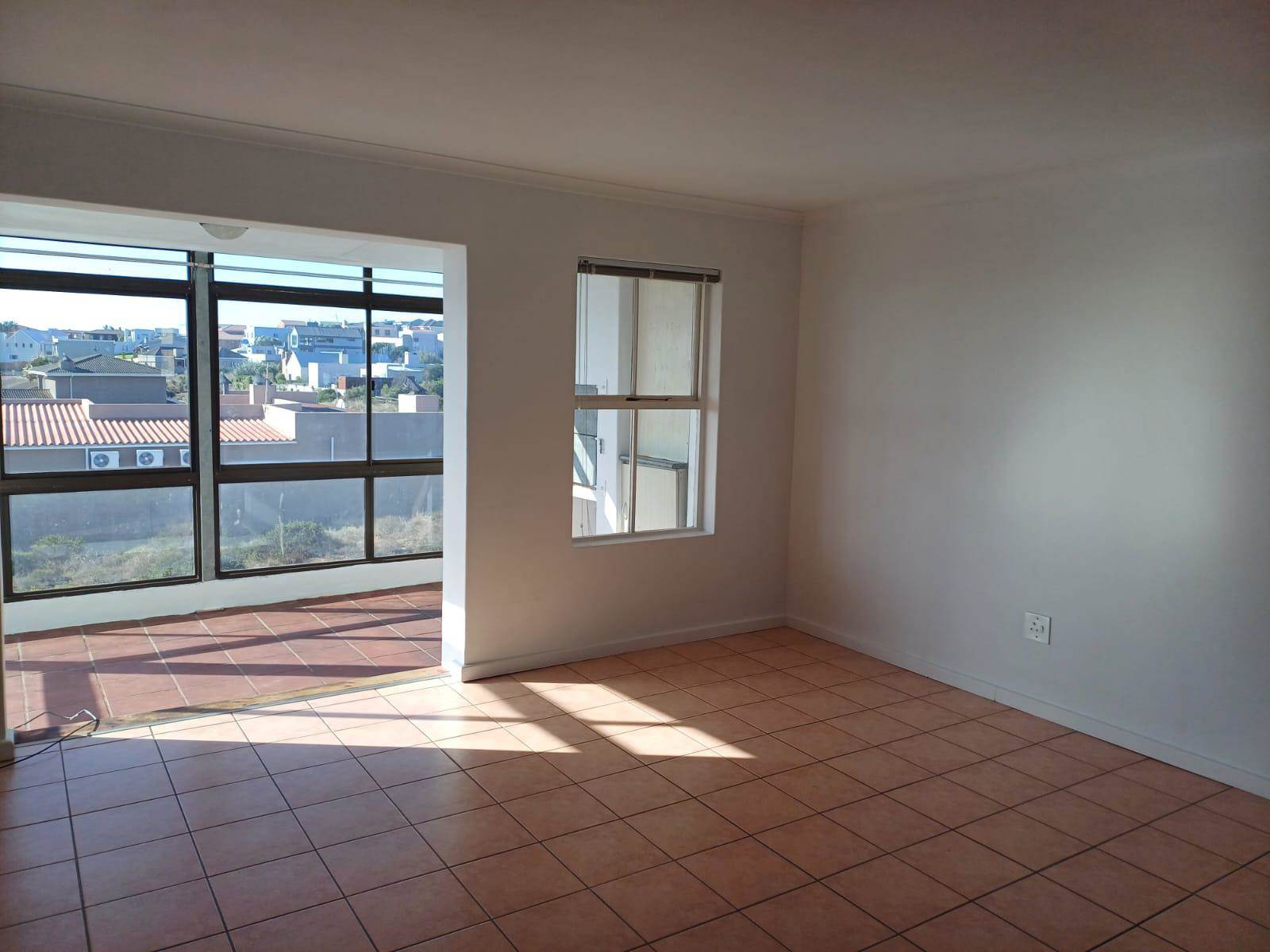 2 Bed Duplex in Myburgh Park photo number 15