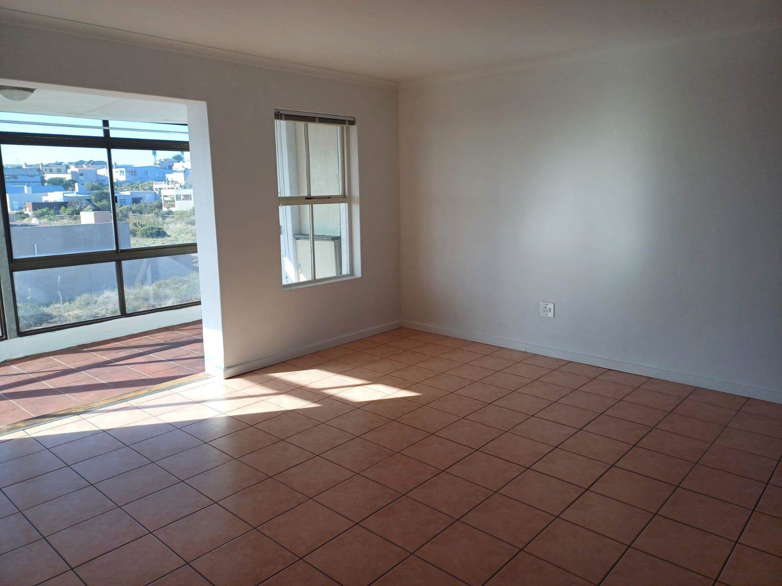 2 Bed Duplex in Myburgh Park photo number 6