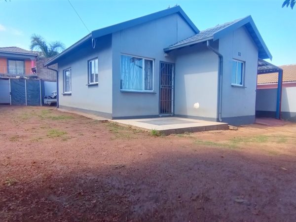 2 Bed House in Elspark