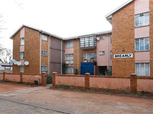 2 Bed Apartment in Vanderbijlpark CW1