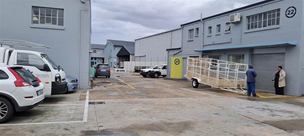 257  m² Commercial space in Maitland photo number 11