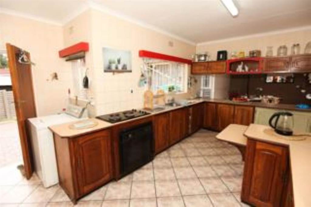 3 Bed House in Del Judor photo number 11