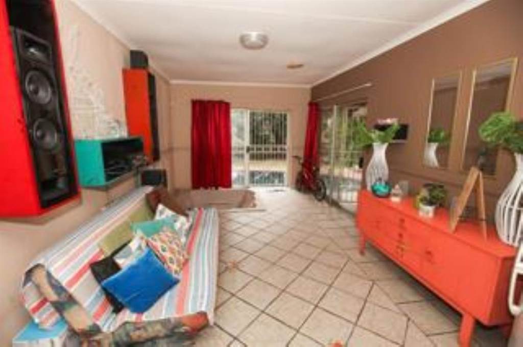 3 Bed House in Del Judor photo number 9
