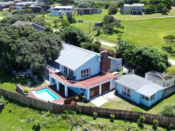 5 Bedroom House 5 Bedroom House