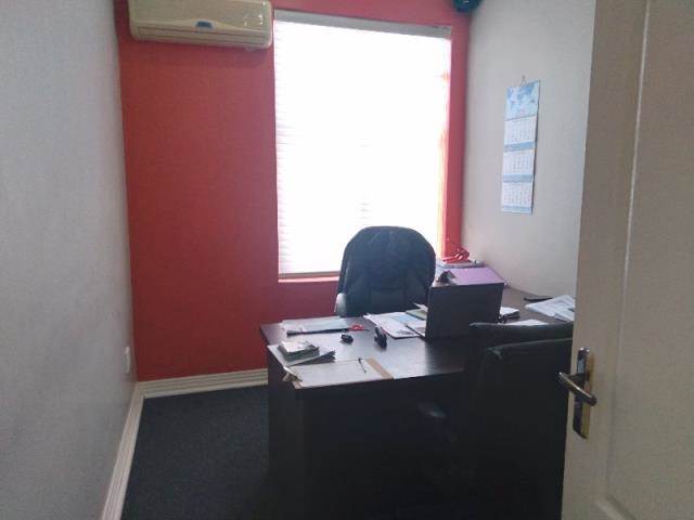 240  m² Office Space in Morningside photo number 12