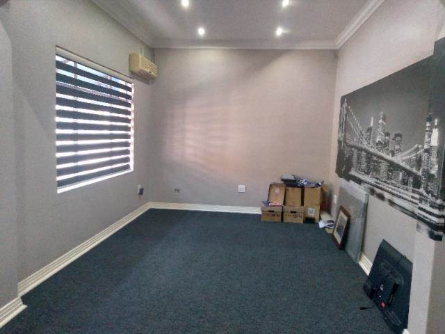 240  m² Office Space in Morningside photo number 14