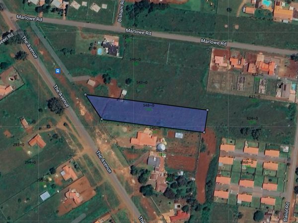 4990 m² Land available in Henley on Klip