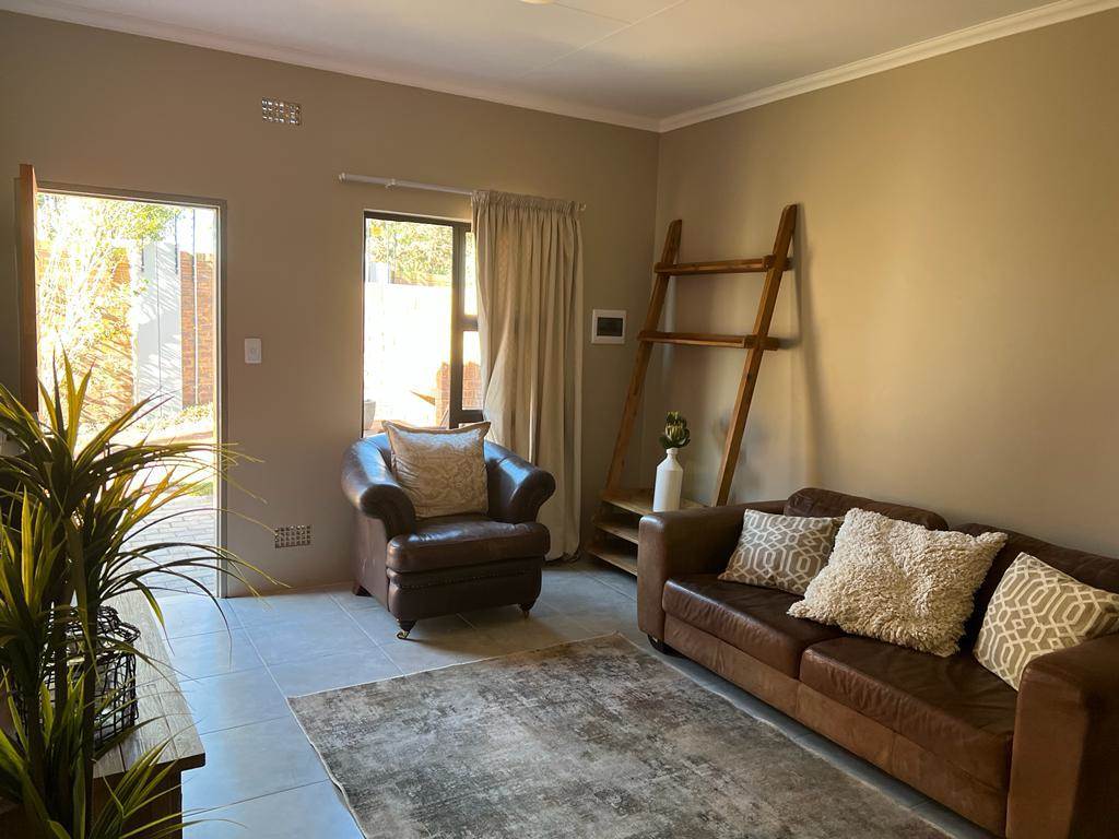 3 Bed Cluster in Trichardt photo number 2