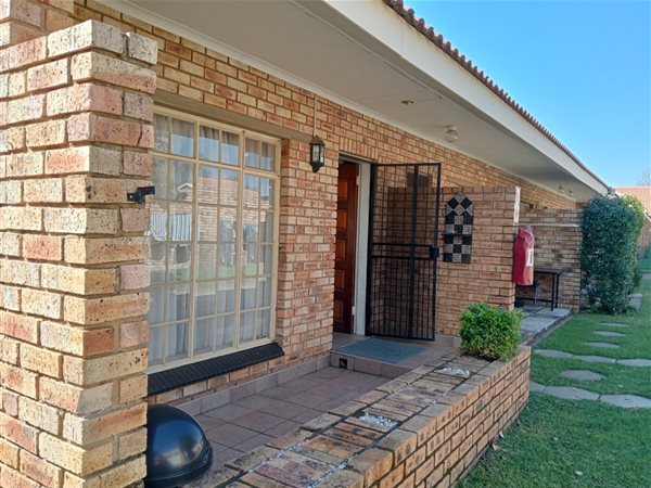 1 Bedroom Townhouse 1 Bedroom Townhouse