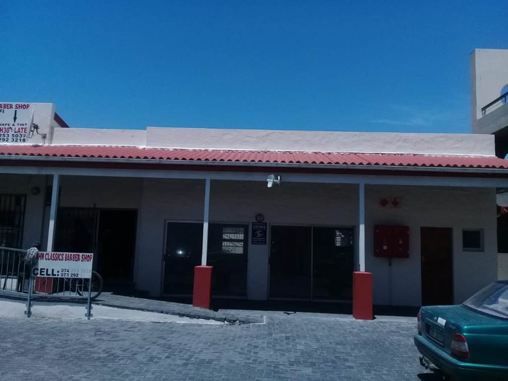215  m² Retail Space in Gansbaai and surrounds photo number 2