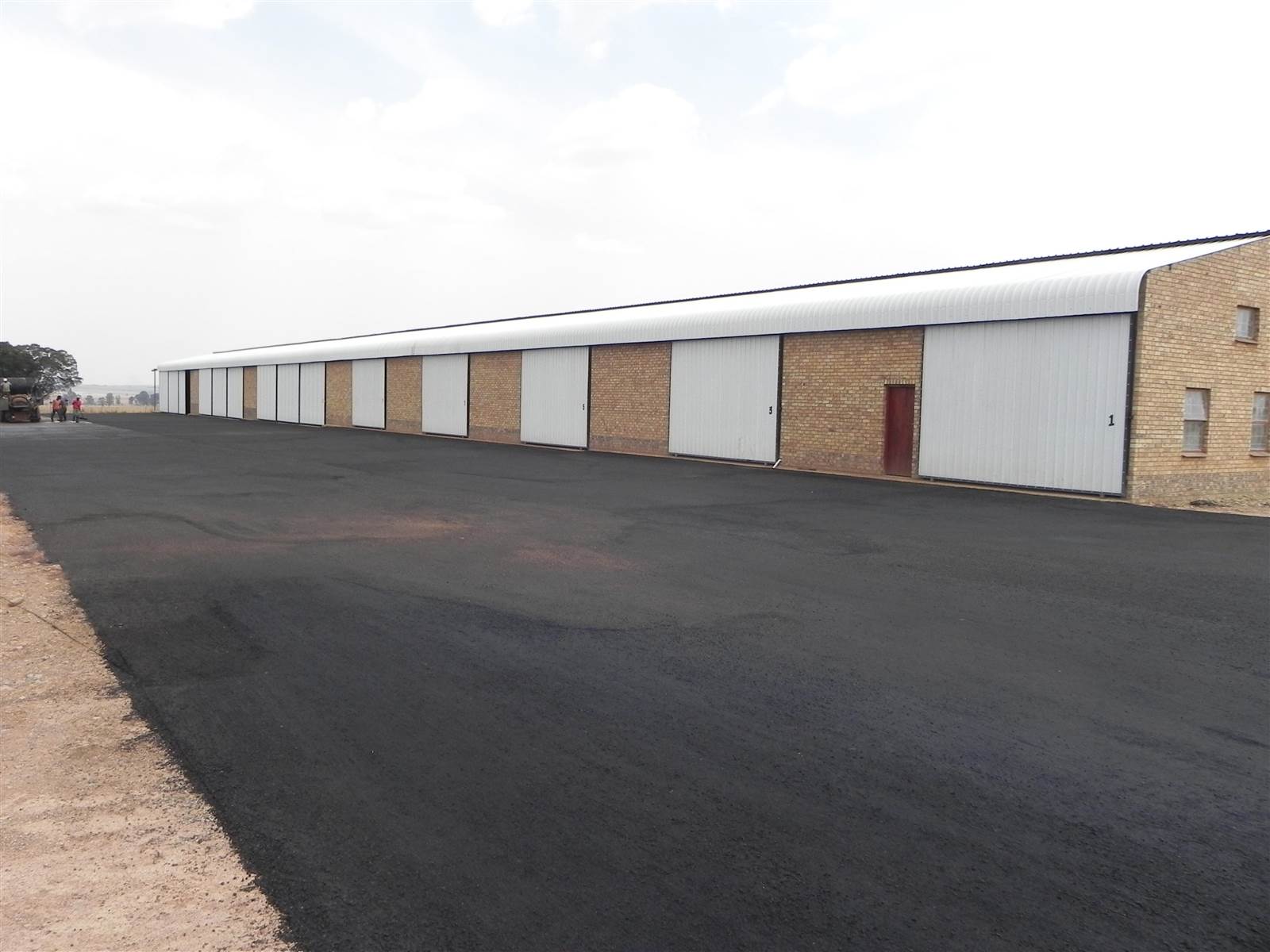 1040  m² Commercial space in Bronkhorstspruit photo number 12