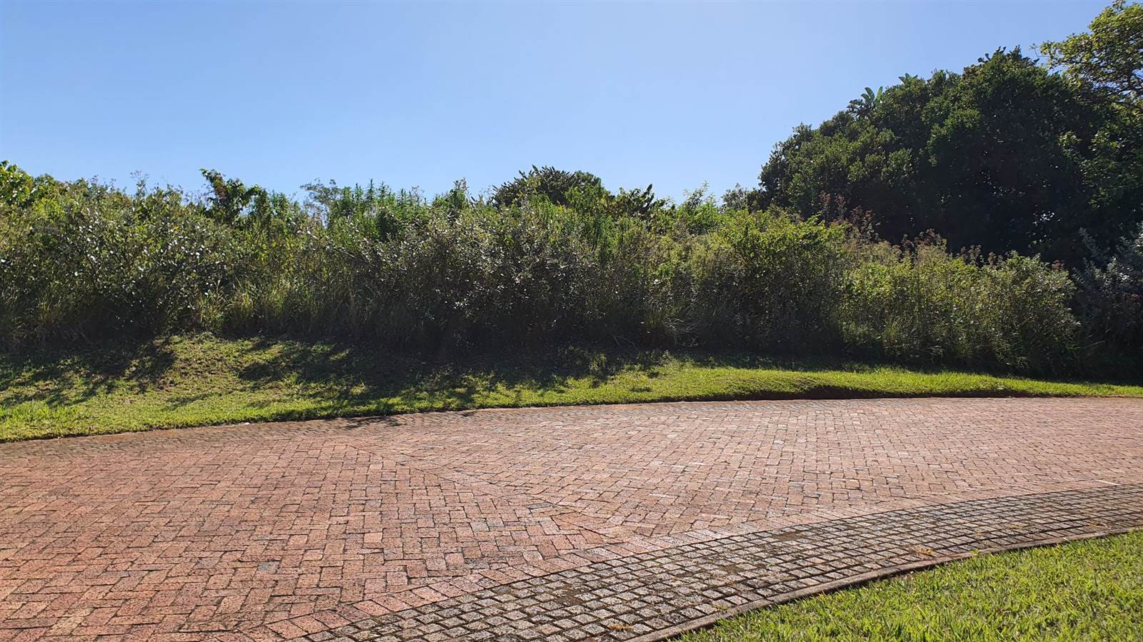 1912 m² Land available in Port Edward photo number 17