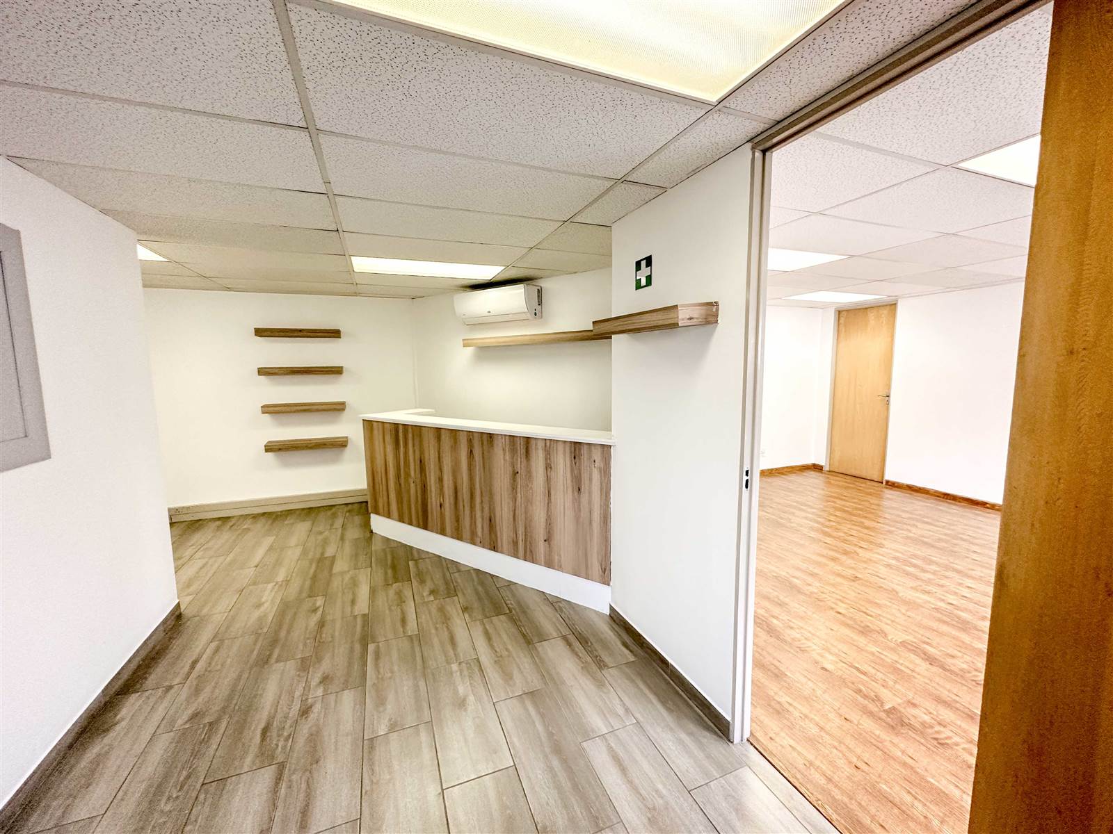 198  m² Commercial space in Hurlingham photo number 9