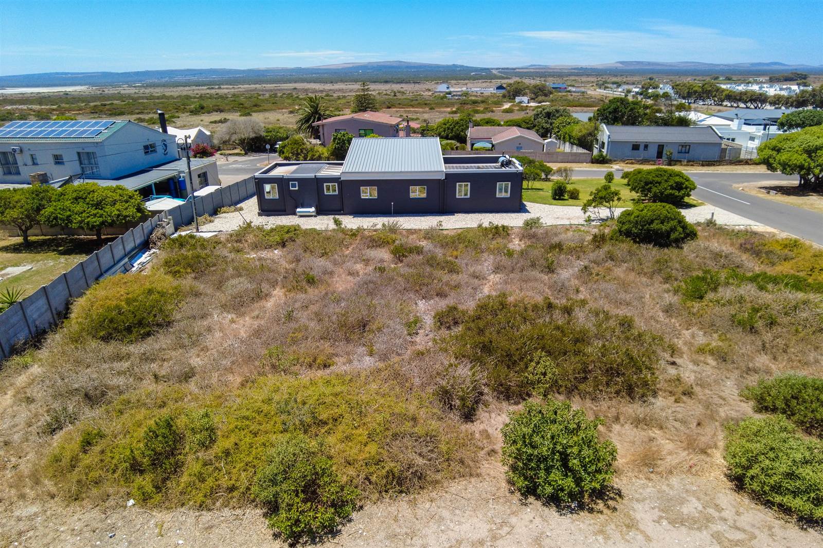 704 m² Land available in Yzerfontein photo number 4