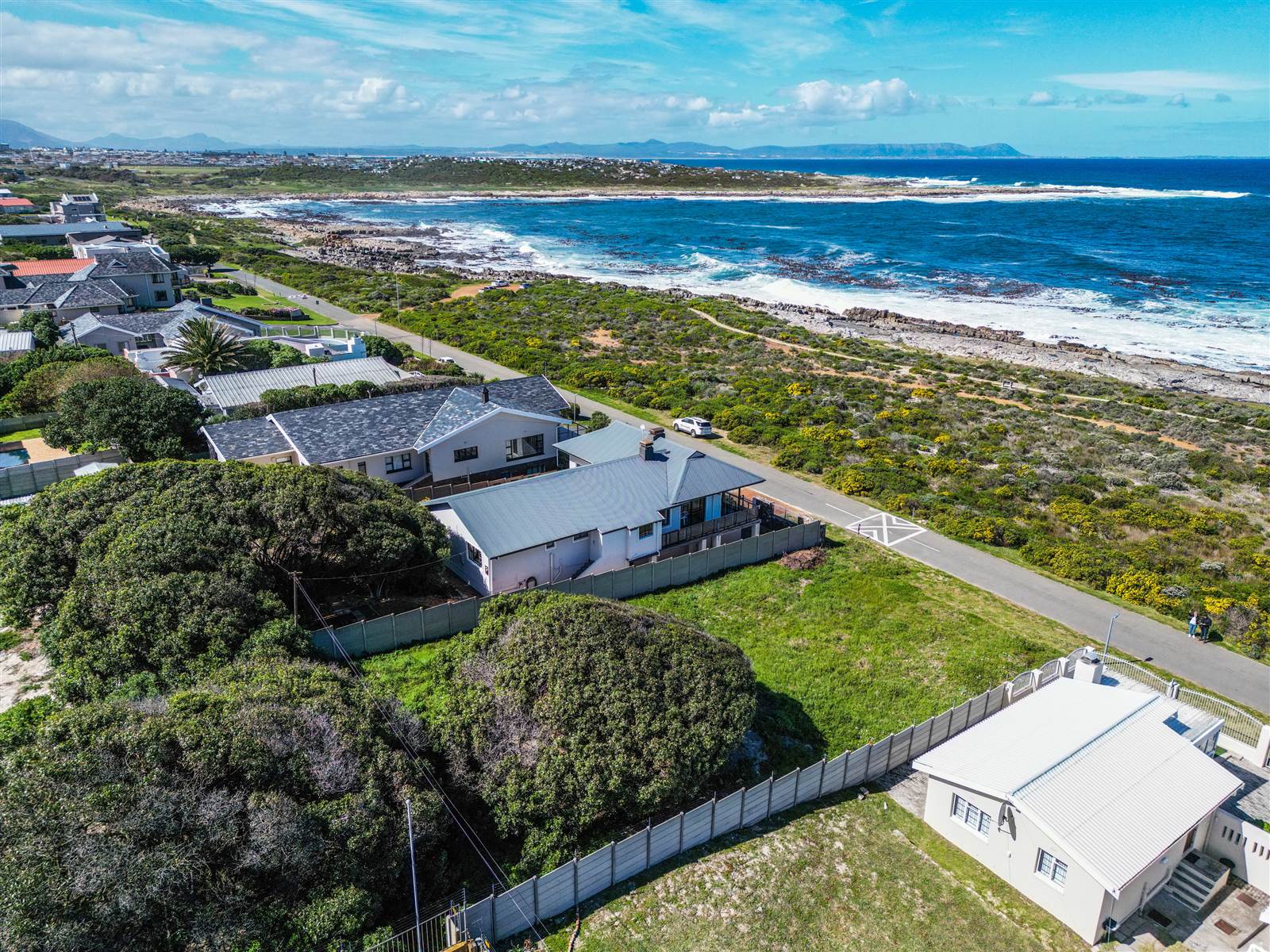 734 m² Land available in Sandbaai photo number 5