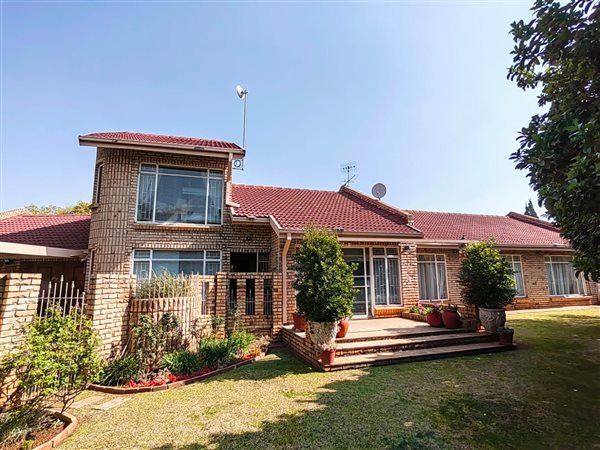 4 Bed House in Kanoniers Park