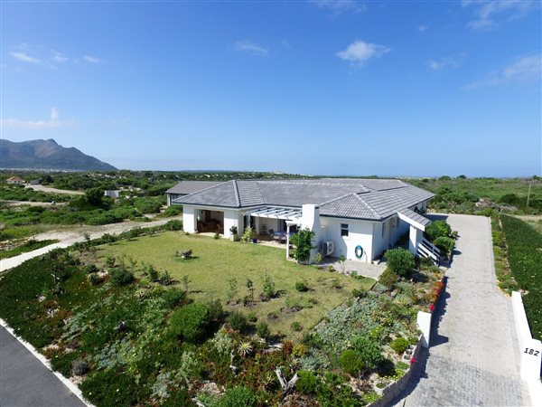 3 Bedroom House 3 Bedroom House