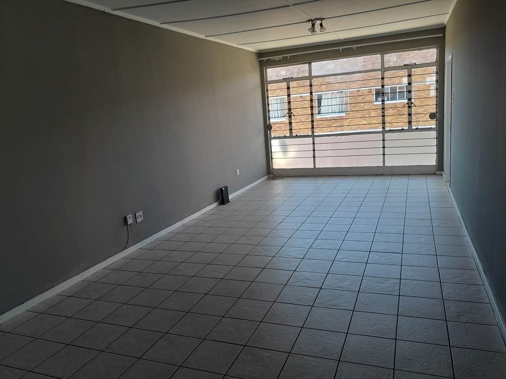 1.5 Bed Flat in Alberton photo number 6